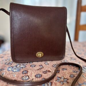 Chocolate Brown Vintage Coach Compact Pouch #9620 Leather Crossbody Bag